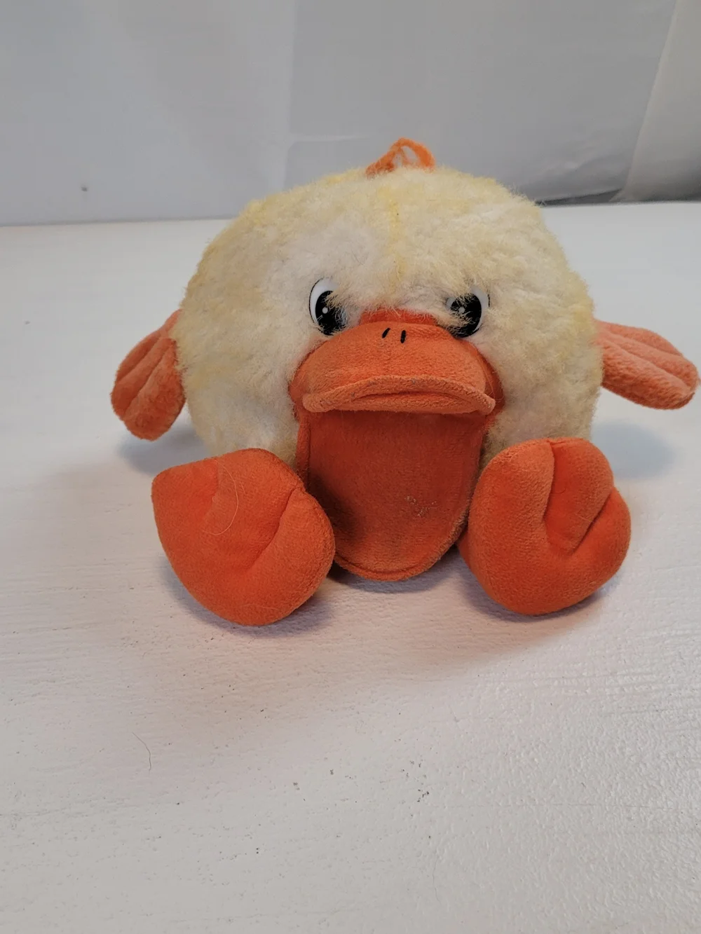 vintage Ducksongs Musical Hand Puppet plush toy